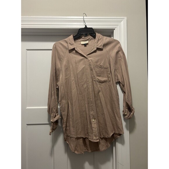 Women’s Universal Thread Soft Pink Oversized Fit Button Down Shirt Size Large - Picture 2 of 5